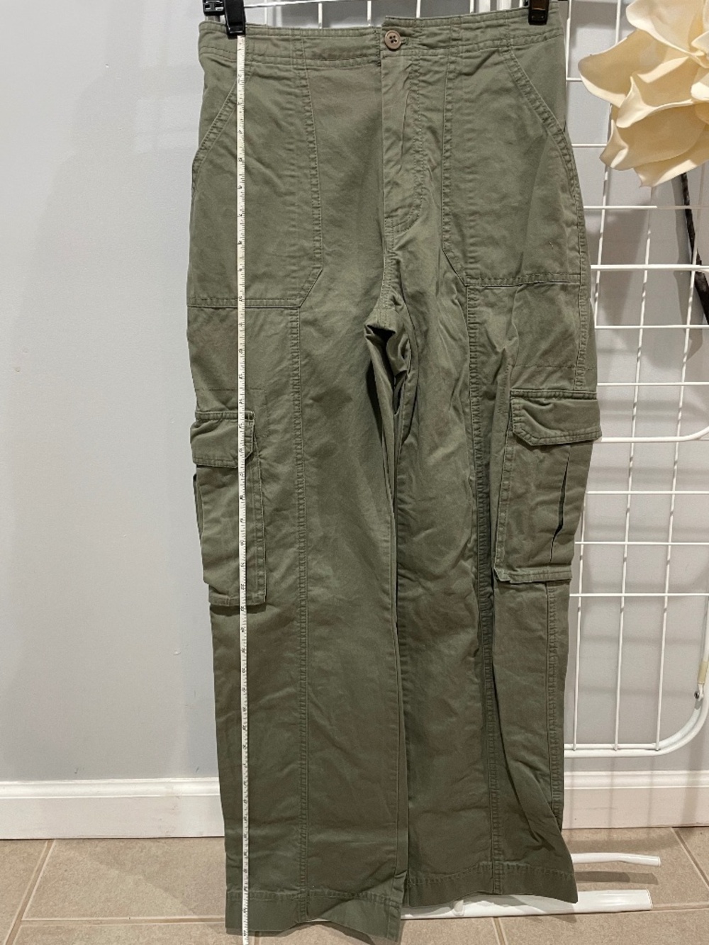 Abercrombie & Fitch High Waisted Cargo